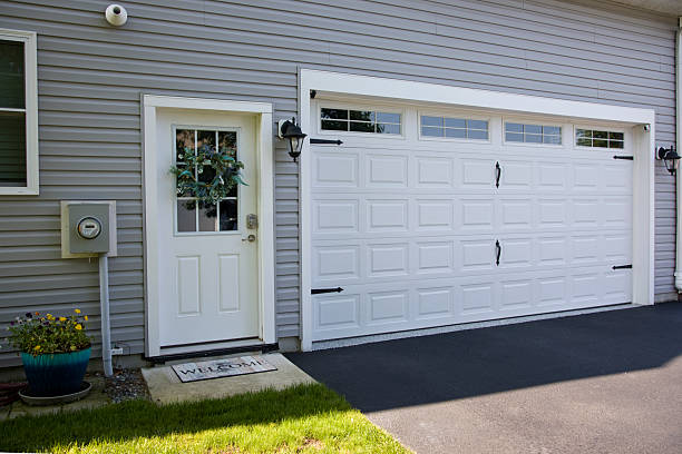 24/7 Emergency Garage Door Roller Replacement experts in Biddeford, ME